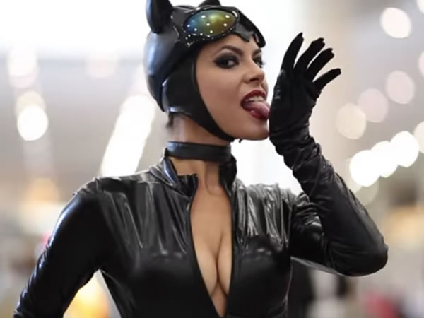 SEXY COSPLAYERS - Chicas amantes del cosplay