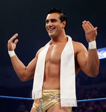 La AAA ha anunciado a Alberto del Río para su evento de Triplemania XXII tras su espontanea salida de la WWE. 

Al parecer no podrá participar en Tr...