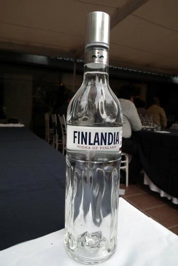 FINLANDIA VODKA
