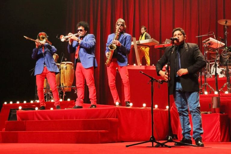 LOS AUTNTICOS DECADENTES