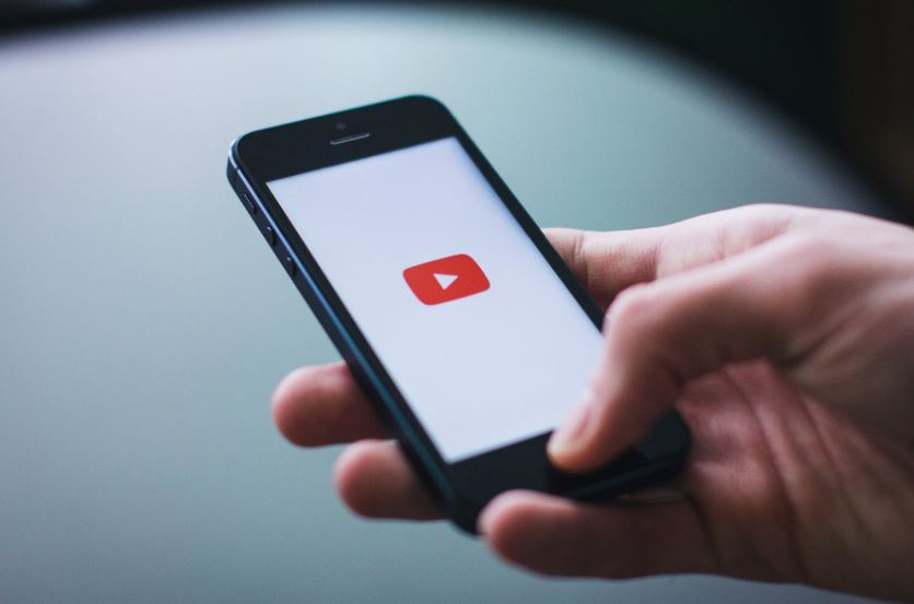 A lo largo de los años, YouTube se ha convertido en uno de los sitios web más entretenidos del mundo, donde puedes perderte en toneladas y toneladas d...