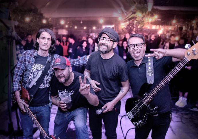 La superbanda de punk rock melódico y rock alternativo <b>Barranegra</b> se encuentra lista para arremeter con toda la fuerza de sus riffs potentes au...