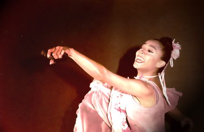 <b>Sonia Amelio, la mejor crotalista del mundo, vuelve al Teatro de la Ciudad Esperanza Iris

 ·       Sonia Amelio, Mexicana Universal, espectáculo...