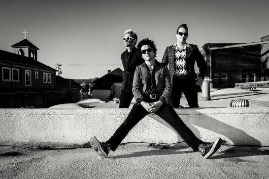 GREEN DAYLanzamiento de Revolution Radio y gira por EU y Europa, Green Day Fecha de lanzamiento de Revolution Radio, gira greenday europa, gira greenday USA