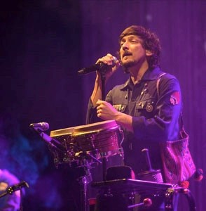 LEÓN LARREGUIFinaliza su gira Voluma abarrotando por sexta ocasión  el Teatro Metropólitan, León larregui finaliza gira de Voluma, Zoe regresa a los escenarios en 2017