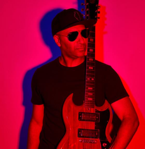 TOM MORELLO Anuncia nuevo álbum THE ATLAS UNDERGROUND FIRE, TOM MORELLO NUEVO SENCILLO HIGHWAY TO HELL TRIBUTO A AC\DC