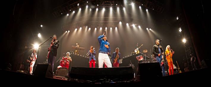 LOS AUTÉNTICOS DECADENTESCERRARÁN EL FESTIVAL DE LA CANCIÓN VIÑA DEL MAR Y ACTUARÁN EN EL VIVE LATINO, 