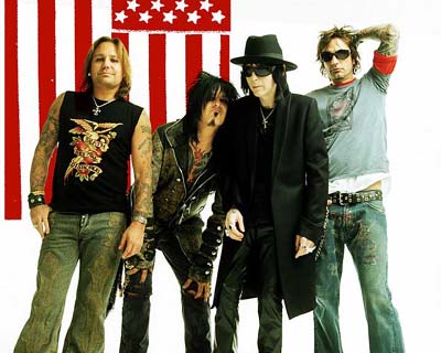 MÖTLEY CRÜE REGRESA CON DISCO DE EXITOS, 