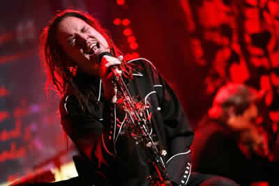 CHATEA CON JONATHAN DAVIS DE KORN16-Marzo, a las 13:00 hrs, 