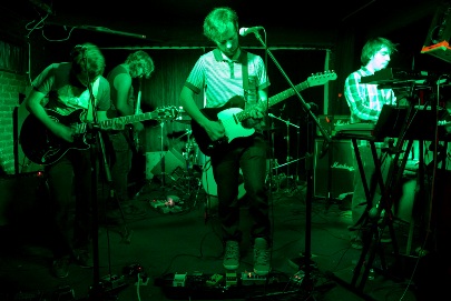 NEON WALRUSPresenta su nuevo disco , 