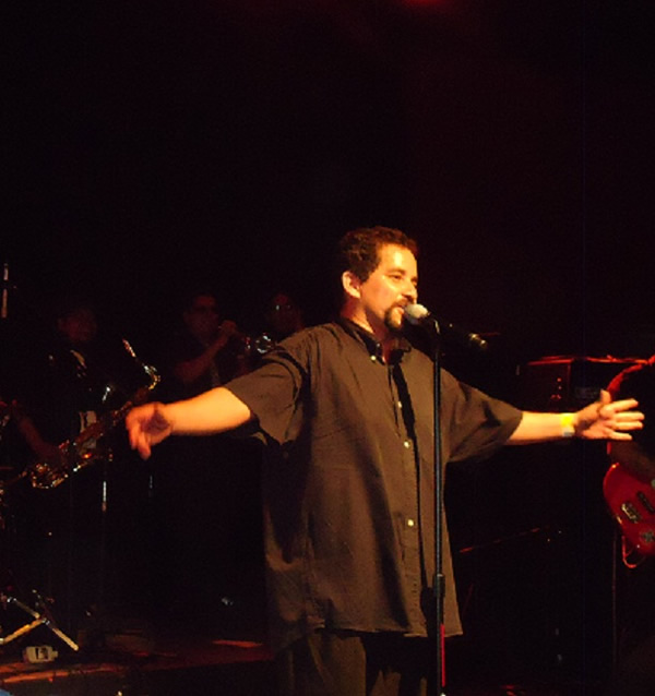 PRESENTACION BAHIANO Y SALON VICTORIA - 18 MARZO