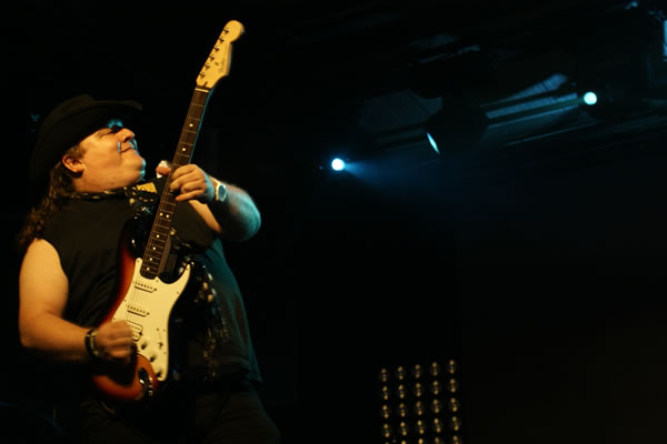 DLD EN JOSE CUERVO SALON CON SILVERIO - 24 JUNIO CON LOS DANIELS