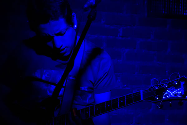 NEON WALRUS PRESENTANDO EPICO - 24 MARZO