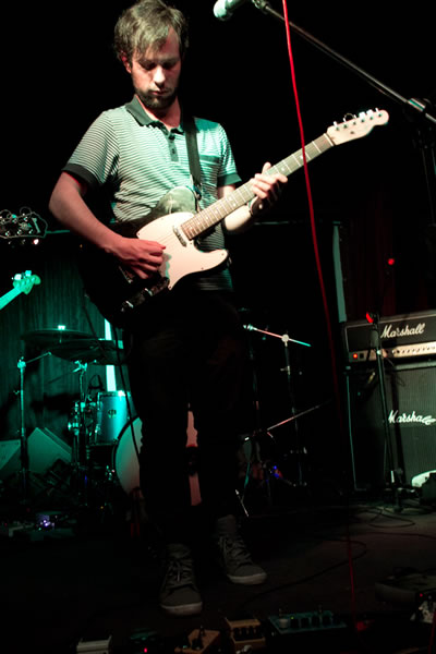 NEON WALRUS PRESENTANDO EPICO - 24 MARZO